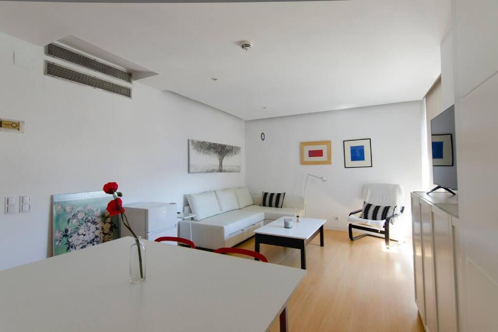 Апартаменти Beautiful Flat A Stone'S Throw From The Retiro-Vill Мадрид Екстер'єр фото